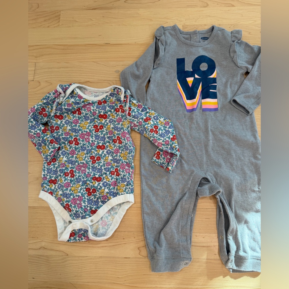 GAP Floral and Old Navy Gray Kids Bodysuit Set